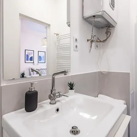 Appartement Modern Elegance Spacious And Cozy
