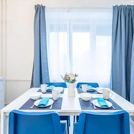 Modern Elegance Spacious And Cozy 公寓 *